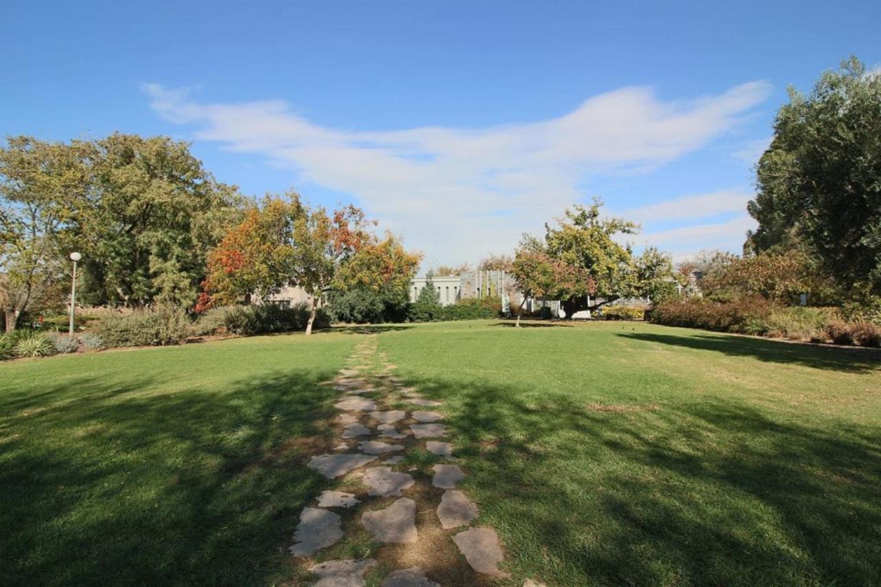 Etnachta Kibbutz Afik Villa Luaran gambar